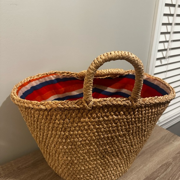 Stylish Tan Tote Bag with Red and Blue Lining - Picture 1 of 7